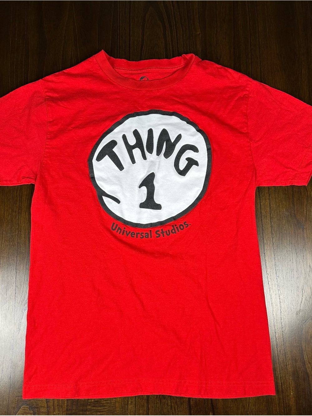 Universal Studios Dr Seuss Thing 1 M Red Short Sleeve Tee Shirt